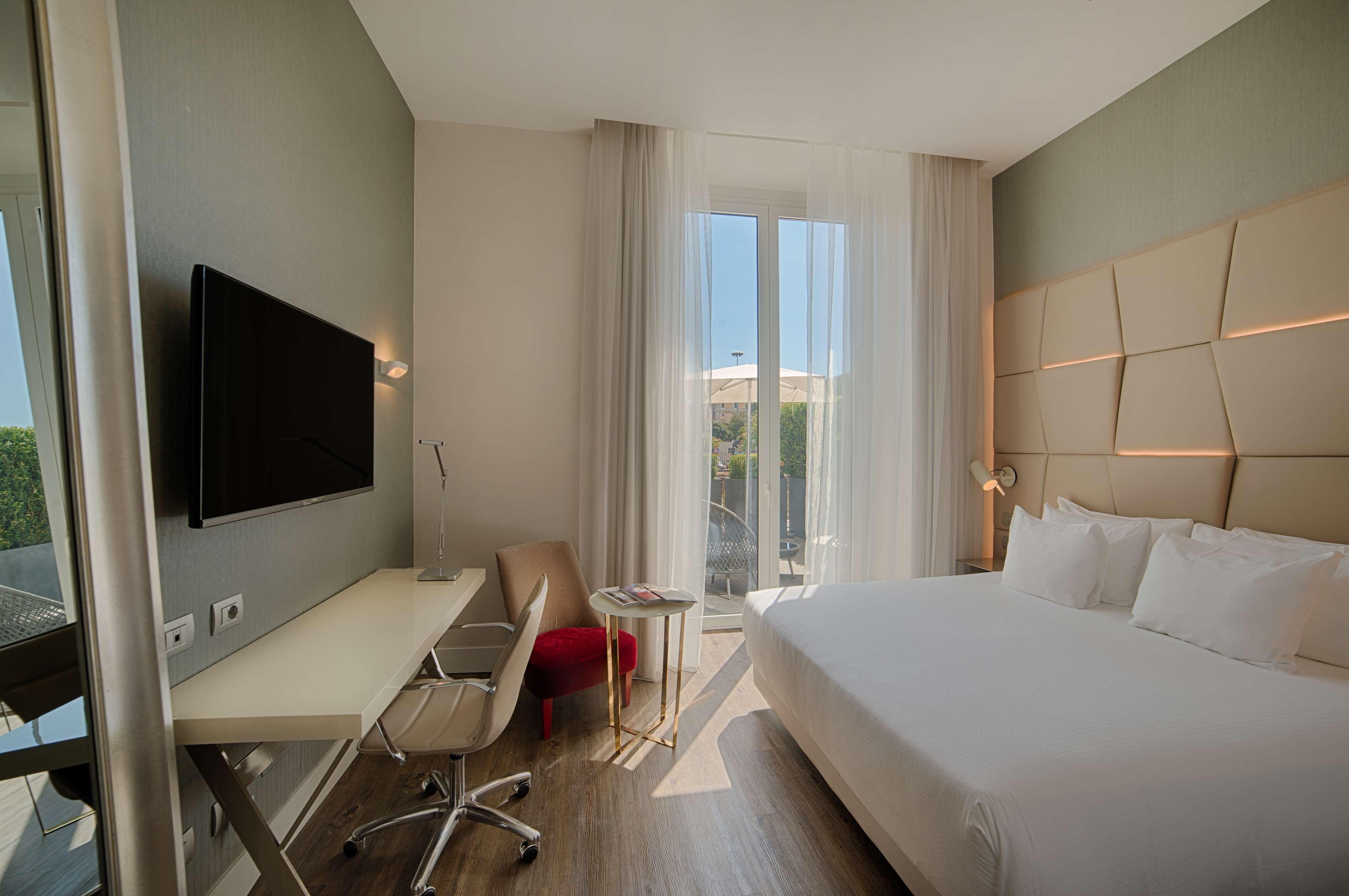 Hotel NH Collection Palazzo Cinquecento Roma Esterno foto Deluxe room