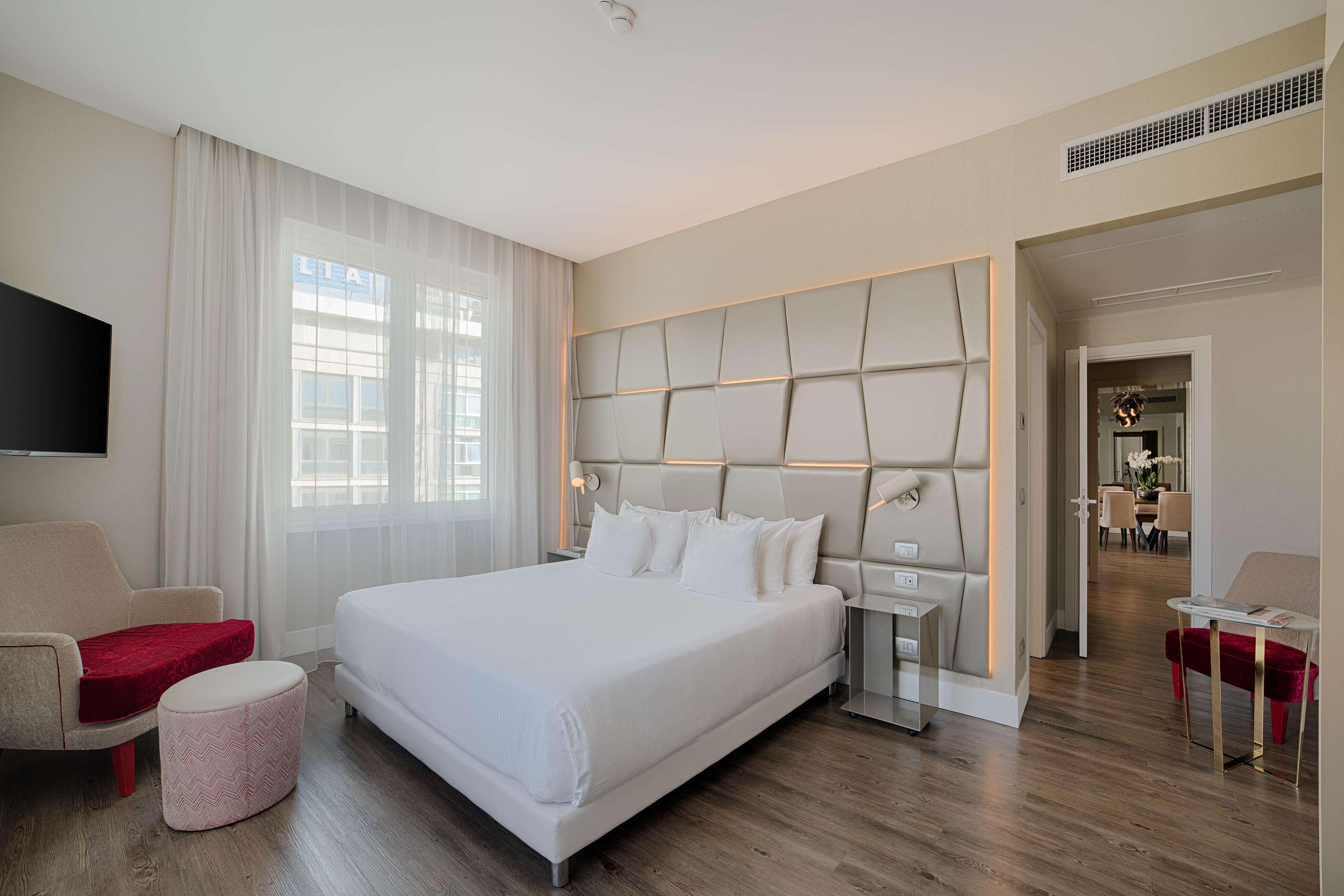 Hotel NH Collection Palazzo Cinquecento Roma Esterno foto A room at the hotel