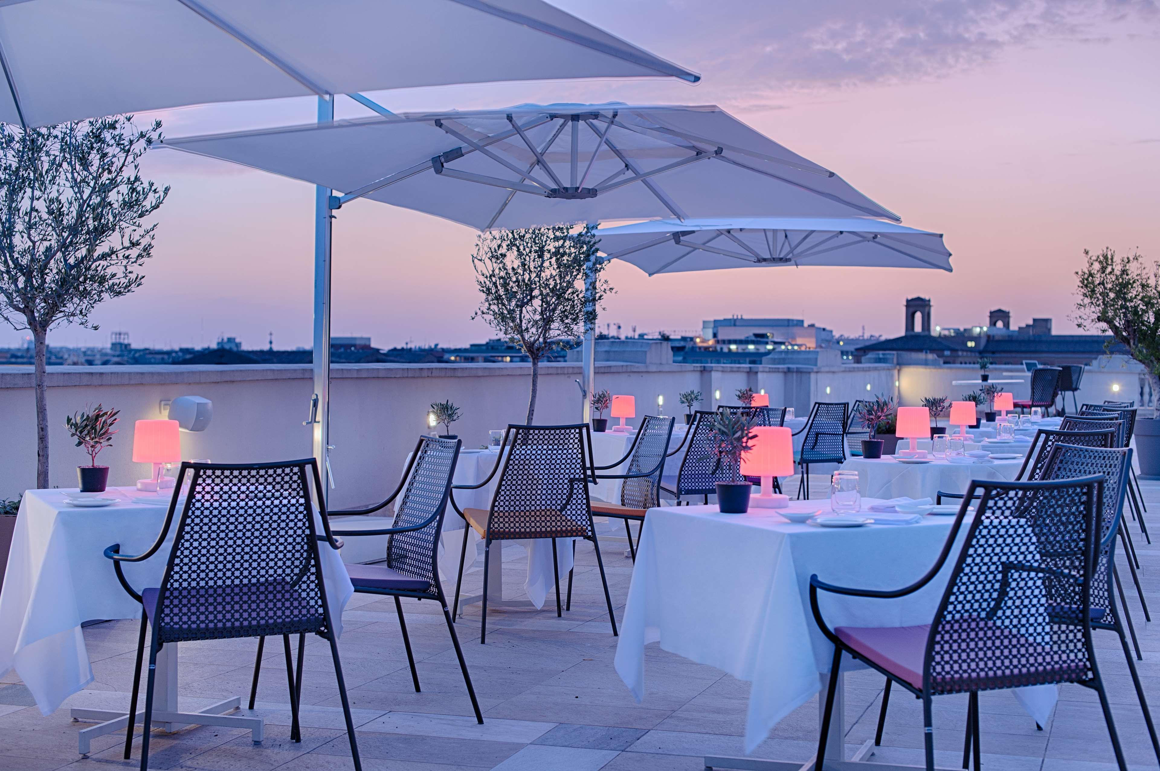 Hotel NH Collection Palazzo Cinquecento Roma Esterno foto The Sky Bar