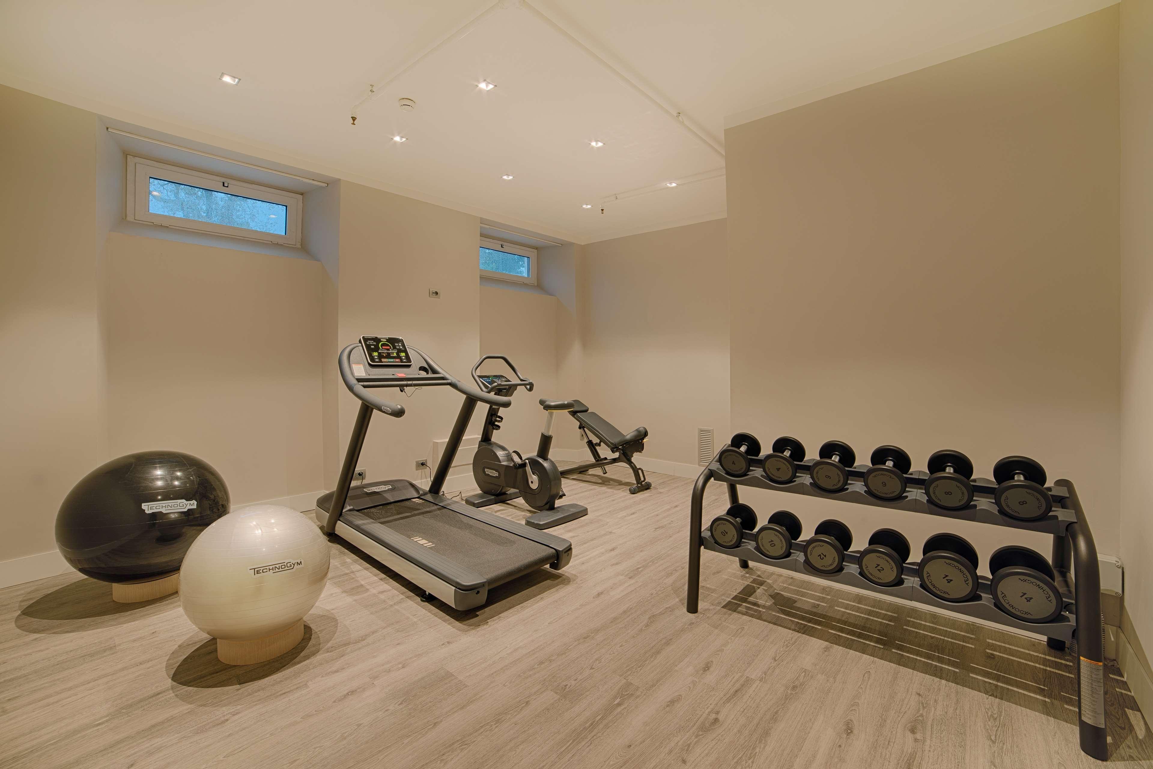 Hotel NH Collection Palazzo Cinquecento Roma Esterno foto A home gym