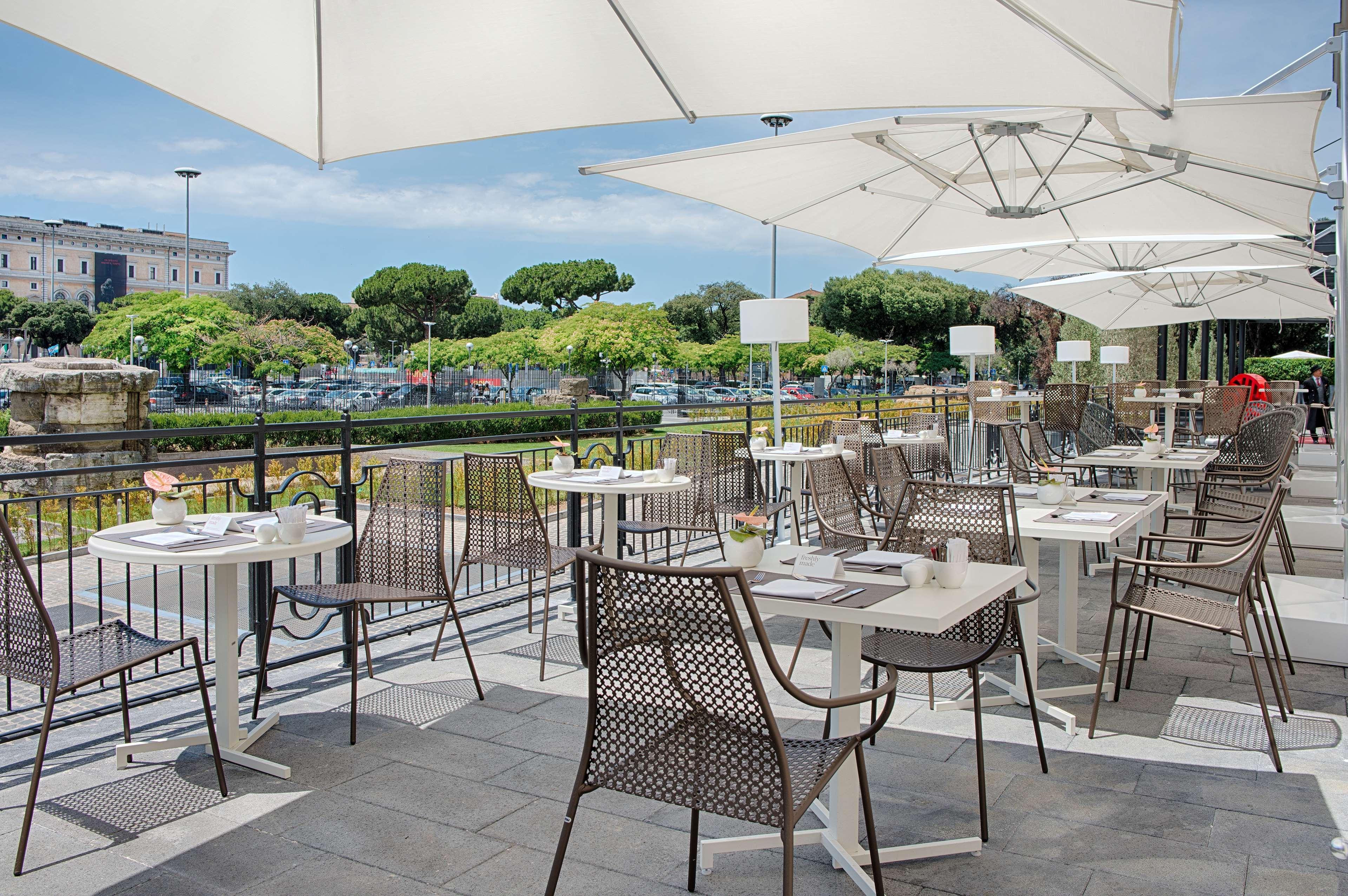 Hotel NH Collection Palazzo Cinquecento Roma Esterno foto The Terrace at the Hotel