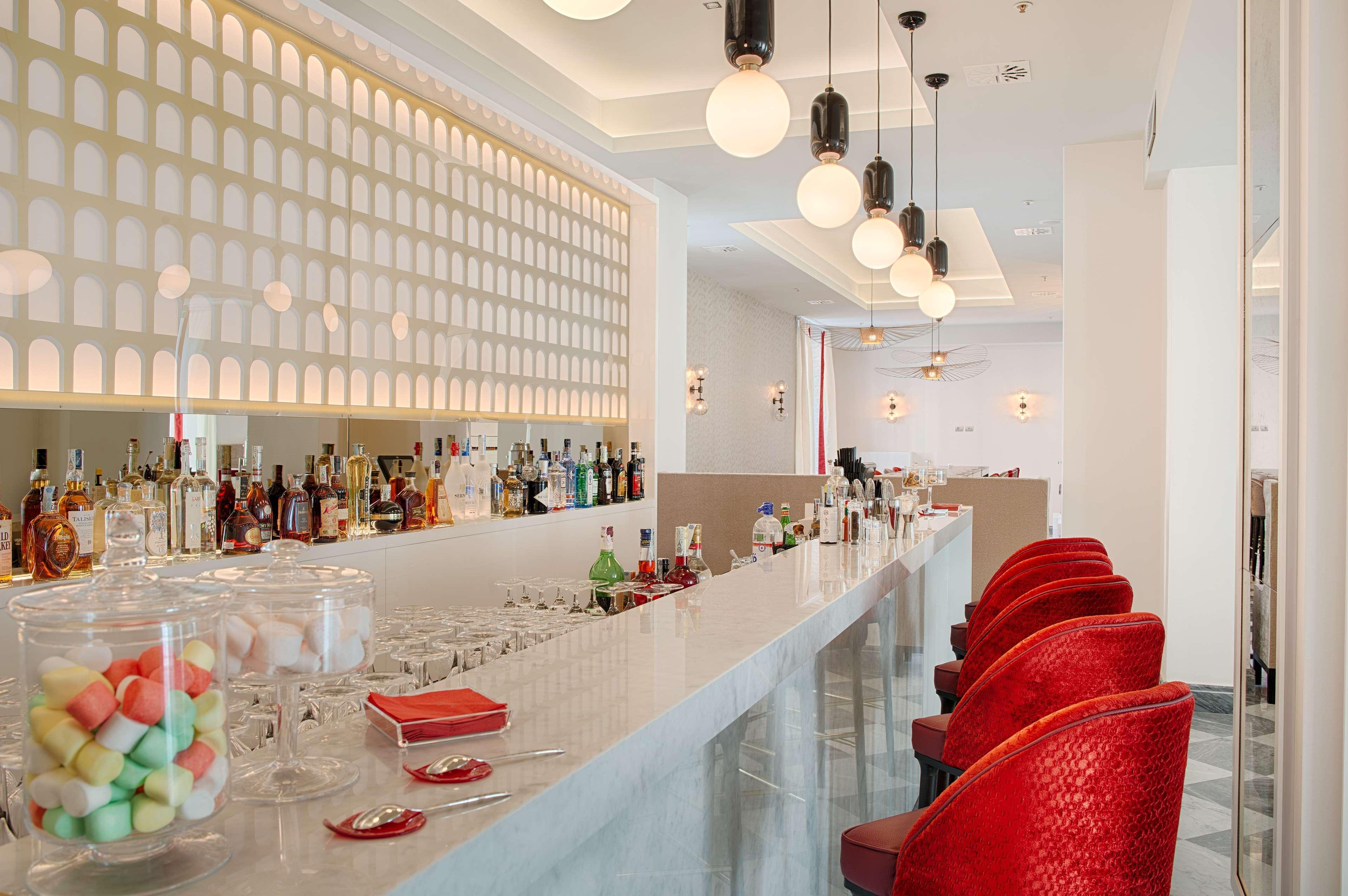 Hotel NH Collection Palazzo Cinquecento Roma Esterno foto The bar at the Standard East Village