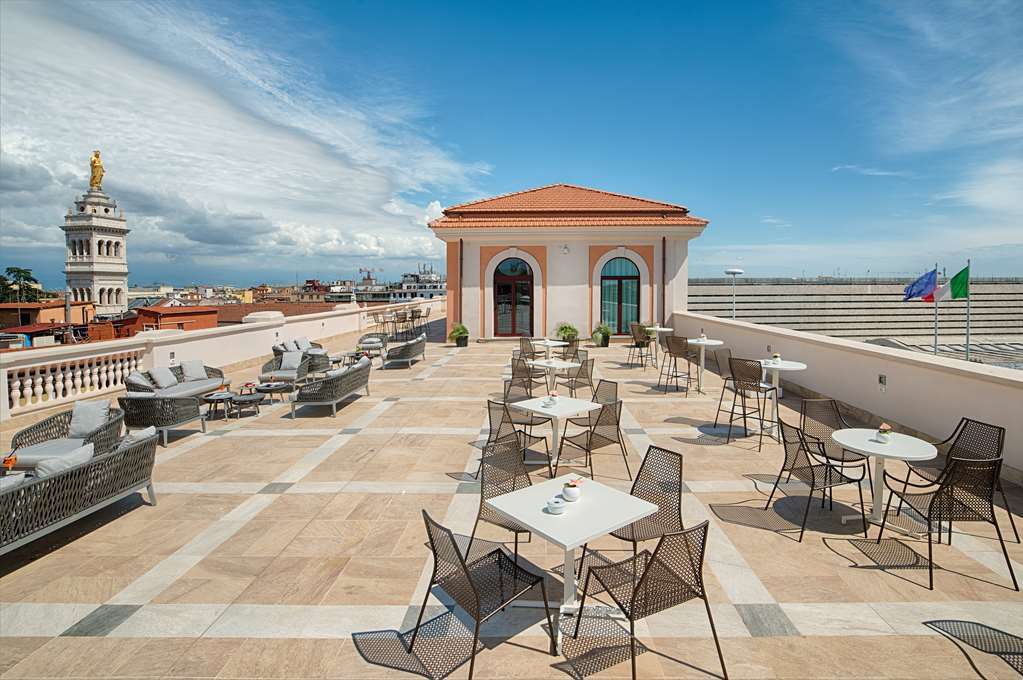 Hotel NH Collection Palazzo Cinquecento Roma Esterno foto Rooftop terrace