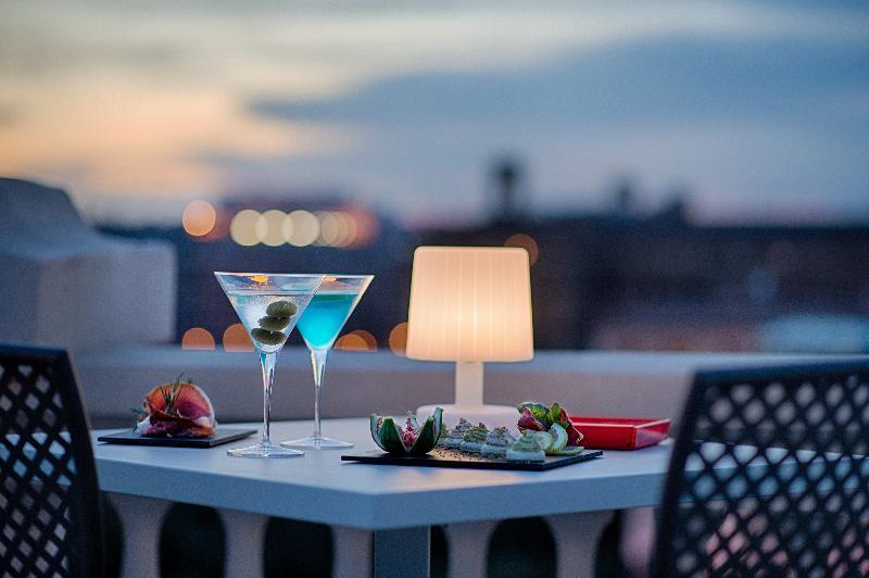 Hotel NH Collection Palazzo Cinquecento Roma Esterno foto The Sky Bar